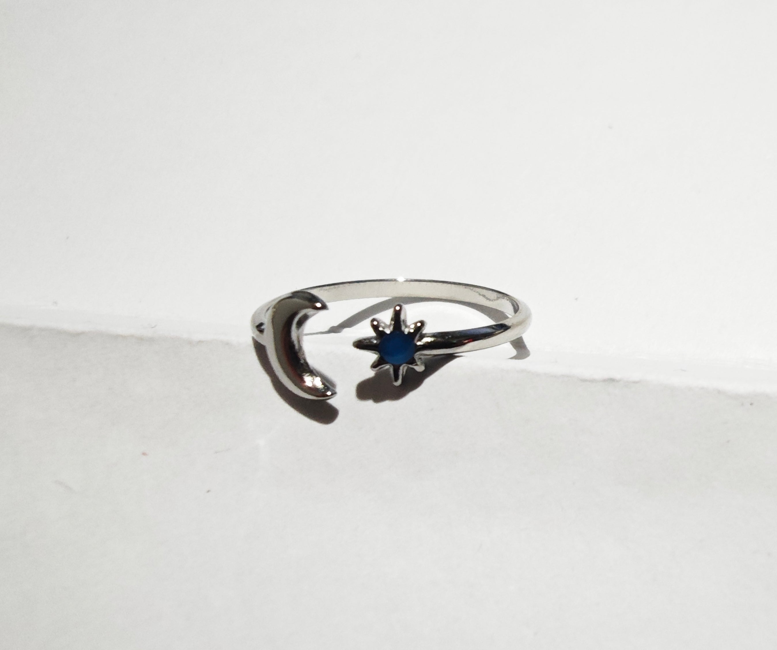 Anillo luna y estrella